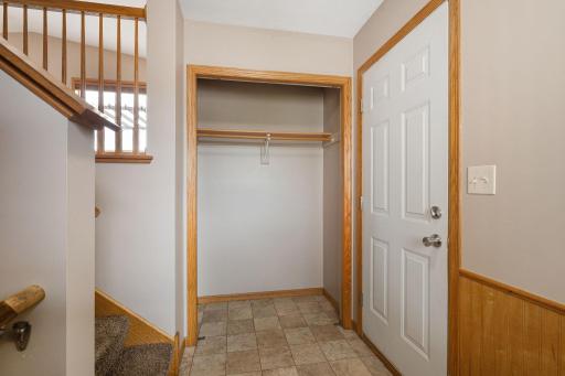 703 25th Avenue NW, Austin, MN 55912