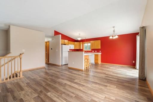 703 25th Avenue NW, Austin, MN 55912