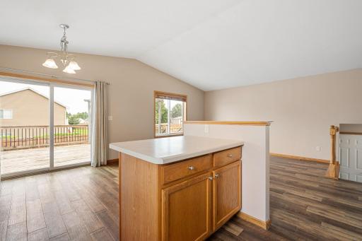 703 25th Avenue NW, Austin, MN 55912