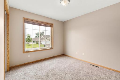 703 25th Avenue NW, Austin, MN 55912