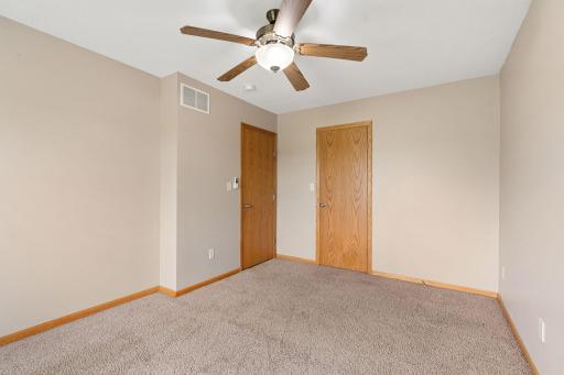 703 25th Avenue NW, Austin, MN 55912