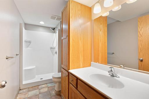 703 25th Avenue NW, Austin, MN 55912