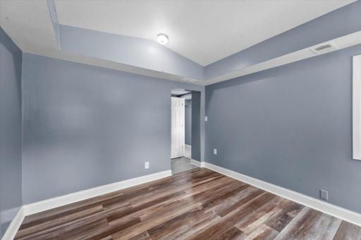 1401 Winnetka Avenue N, Golden Valley, MN 55427