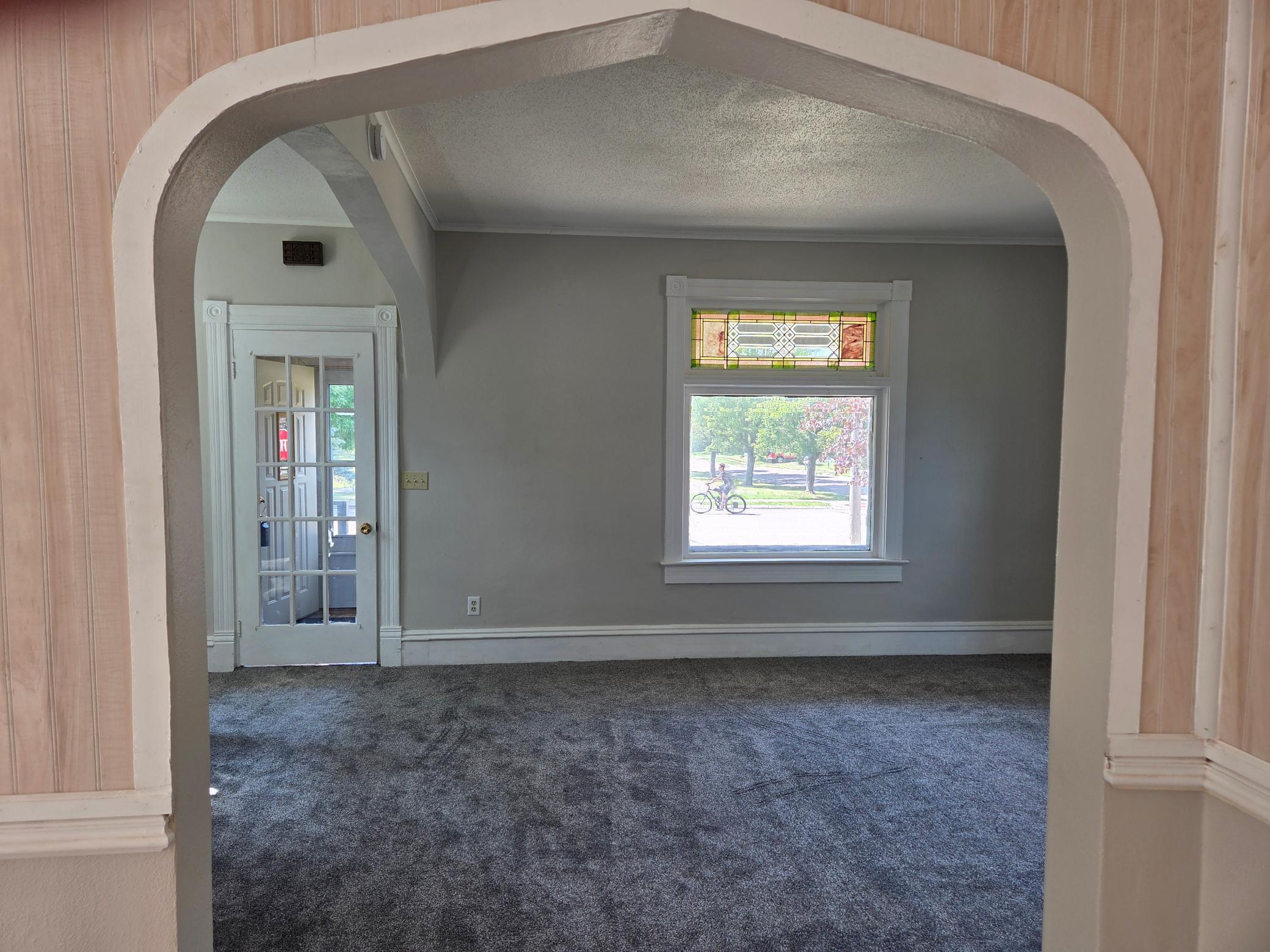 arch into living room