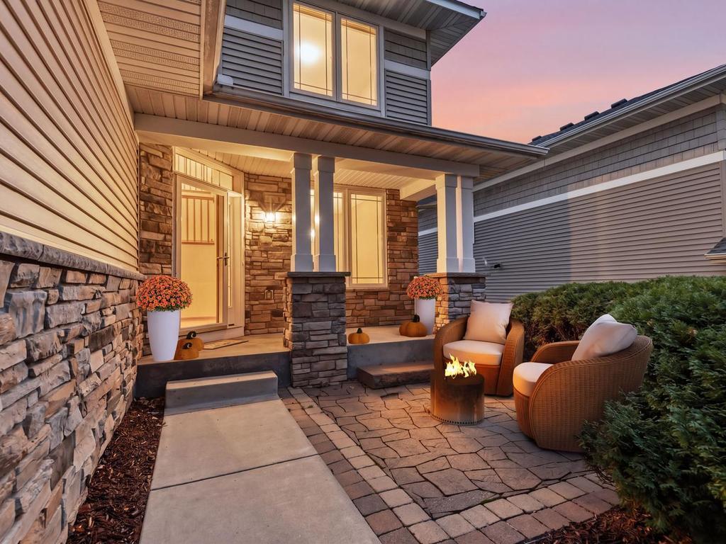 Move in ready, call 1511 Pembroke Pass home yet this fall & enjoy the beautiful front paver patio! Fabulous place to welcome friends & family to your new home!
