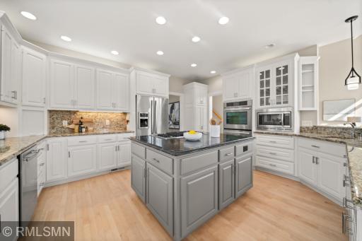 6102 Creek Ridge Court, Minnetonka, MN 55345