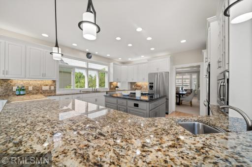 6102 Creek Ridge Court, Minnetonka, MN 55345