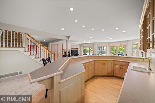 6102 Creek Ridge Court, Minnetonka, MN 55345