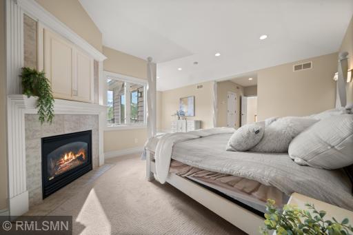 6102 Creek Ridge Court, Minnetonka, MN 55345