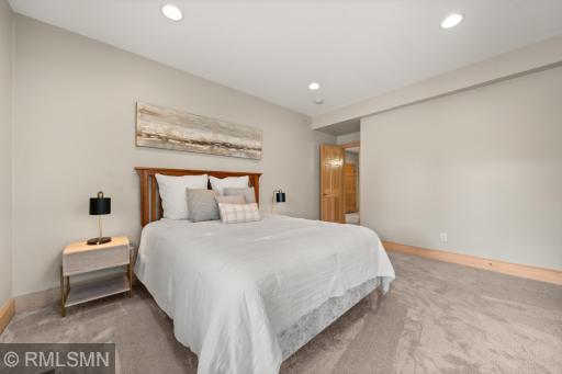 6102 Creek Ridge Court, Minnetonka, MN 55345