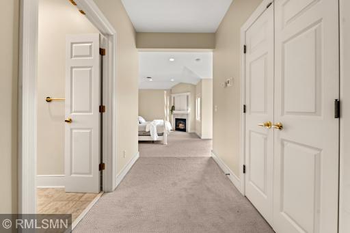6102 Creek Ridge Court, Minnetonka, MN 55345