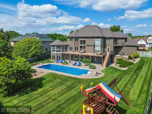 6102 Creek Ridge Court, Minnetonka, MN 55345