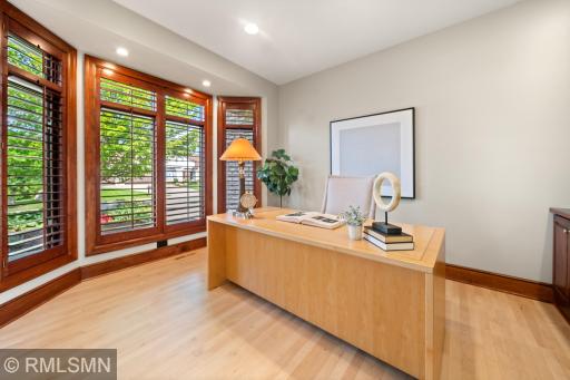 6102 Creek Ridge Court, Minnetonka, MN 55345