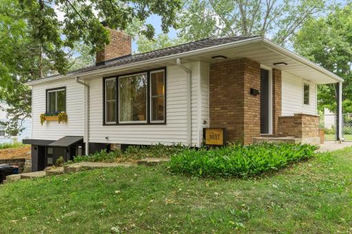 Newer roof, windows, and doors are just a taste of what's waiting inside