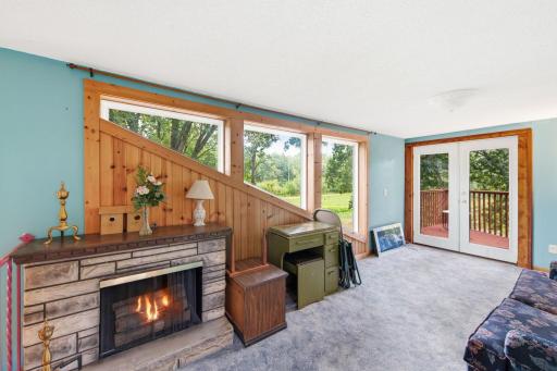 7-web-or-mls-15534 Brunswick Rd-6.jpg