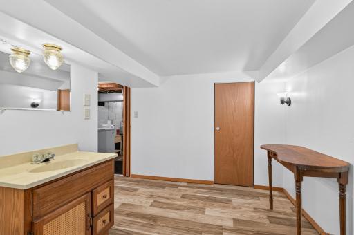 Lower Level 3/4 Bath