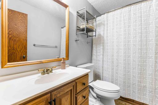 Upper Level Primary Bathroom