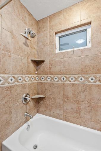 856 Maple Street NE, Spring Lake Park, MN 55432