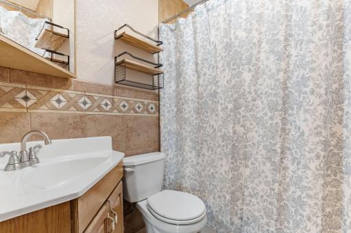 856 Maple Street NE, Spring Lake Park, MN 55432