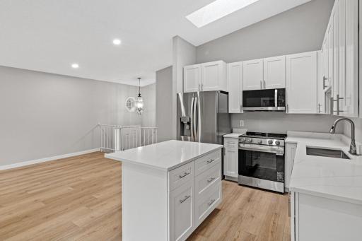 KITCHEN2.jpg