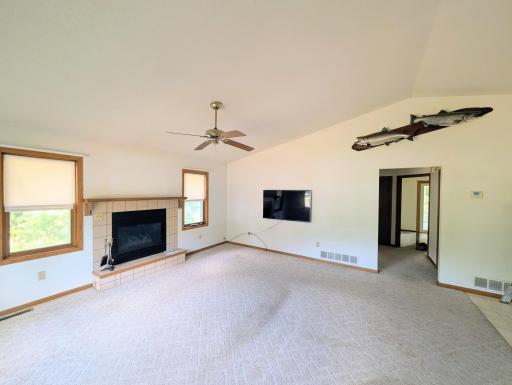 living room 1.jpg