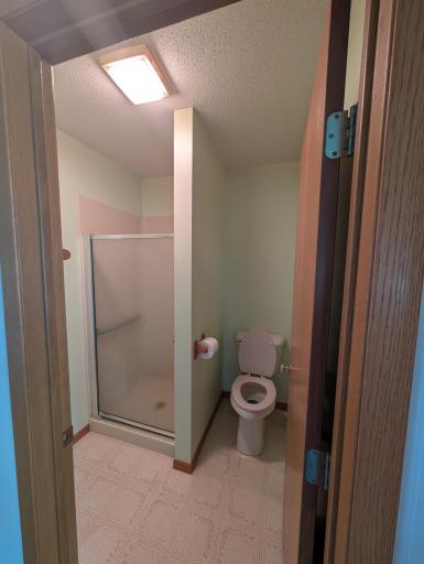 bathroom 2.jpg