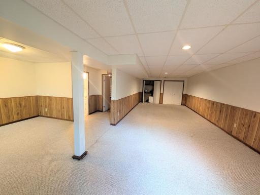 basement pic.jpg