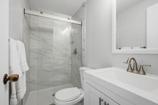 20-web-or-mls-2313_W_Territorial_Rd_201_Saint_Paul_MN_016.jpg