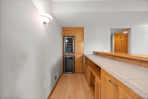 71-web-or-mls-18462 Gladstone Blvd N-349.jpg