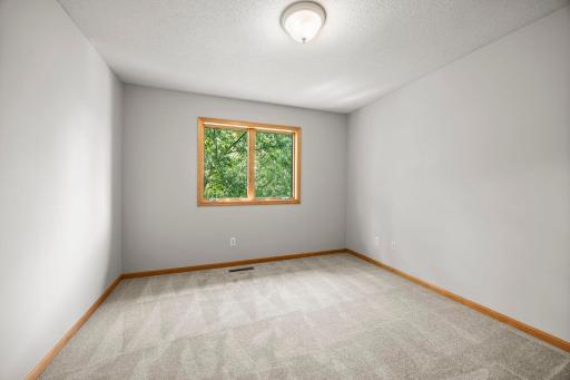 59-web-or-mls-18462 Gladstone Blvd N-289.jpg