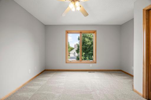 55-web-or-mls-18462 Gladstone Blvd N-269.jpg