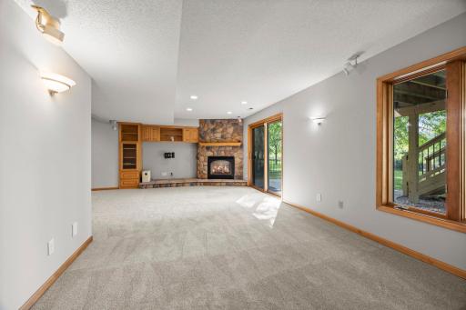 72-web-or-mls-18462 Gladstone Blvd N-354.jpg