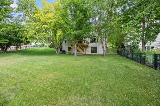 85-web-or-mls-18462 Gladstone Blvd N-26.jpg