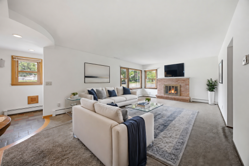 6900 Queen Ave S - V-Staged