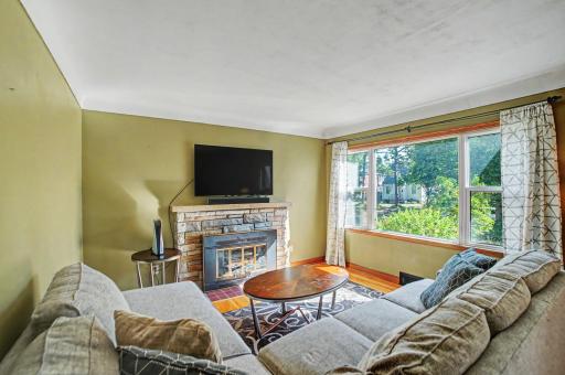 1595 Maywood Street, Saint Paul, MN 55117