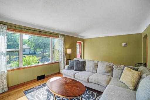 1595 Maywood Street, Saint Paul, MN 55117