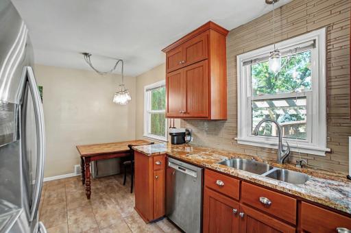 1595 Maywood Street, Saint Paul, MN 55117