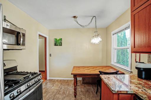 1595 Maywood Street, Saint Paul, MN 55117