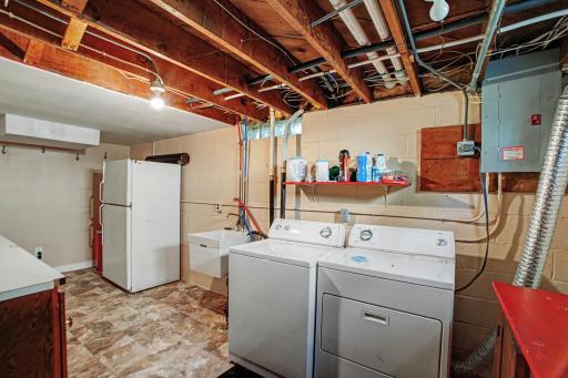 1595 Maywood Street, Saint Paul, MN 55117