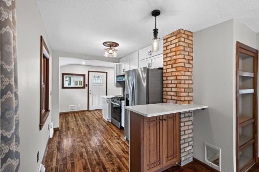 Let's peek at this fantastic Kitchen remodel (2023).