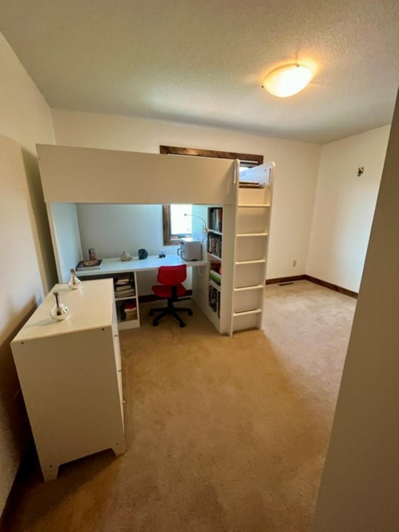 19-2bar_room_img_4048new.jpg