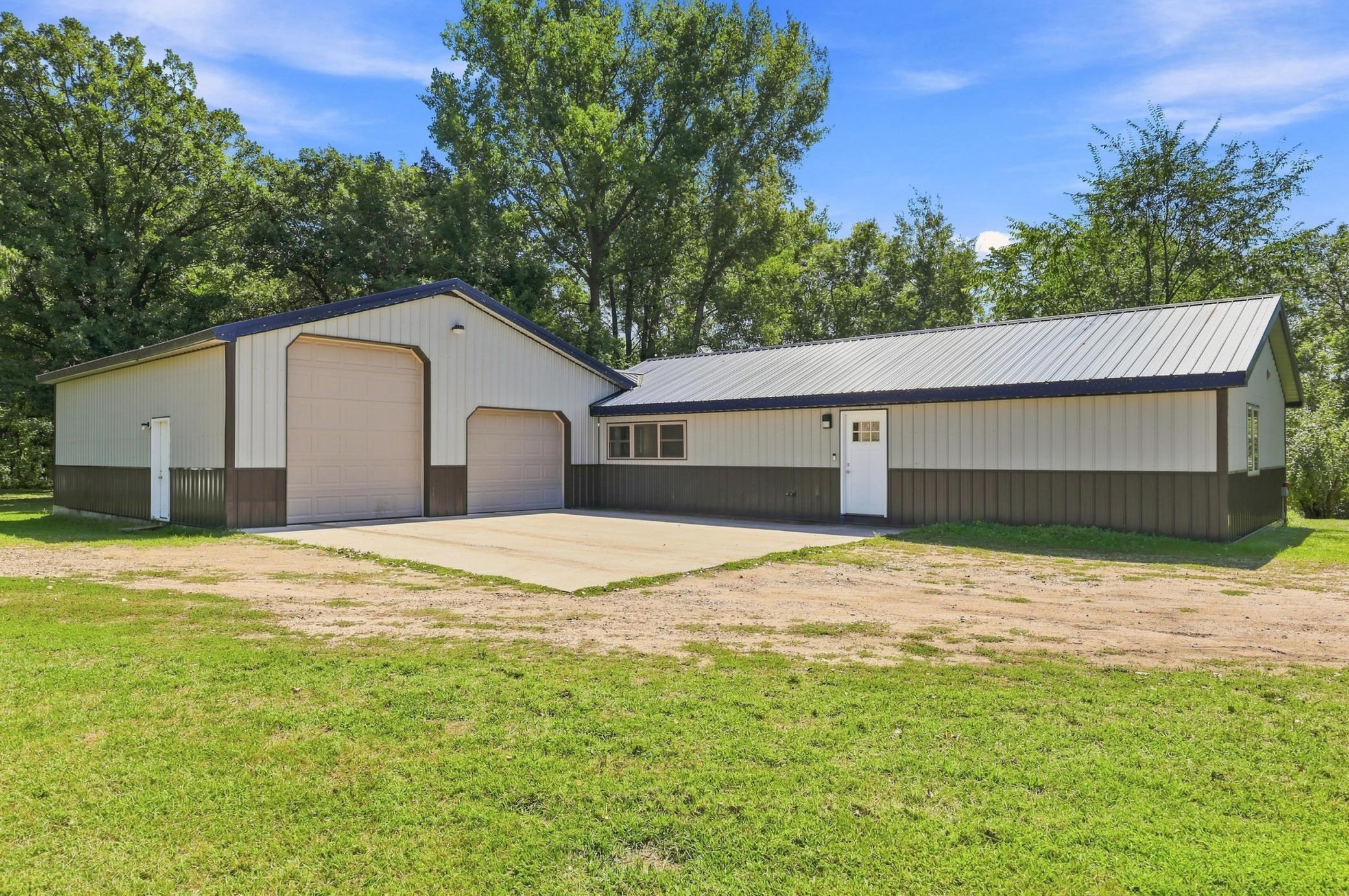 Front Exterior & Attached Garage