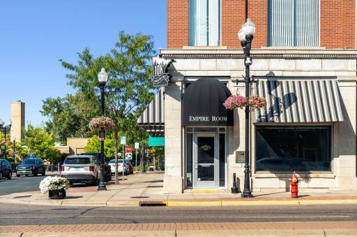 Just 4 miles from Parkside, the city of Anoka is rich with history, beautiful parks, and flowing rivers. The downtown is filled with quaint shops, services, and restaurants.