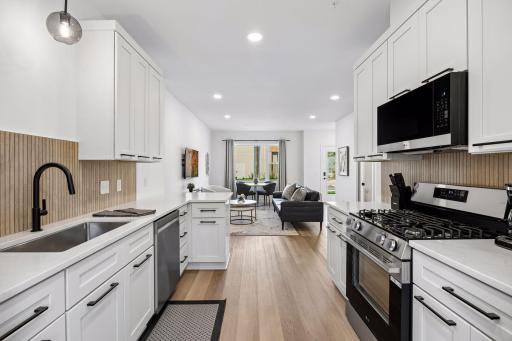 Minneapolis, MN 55414