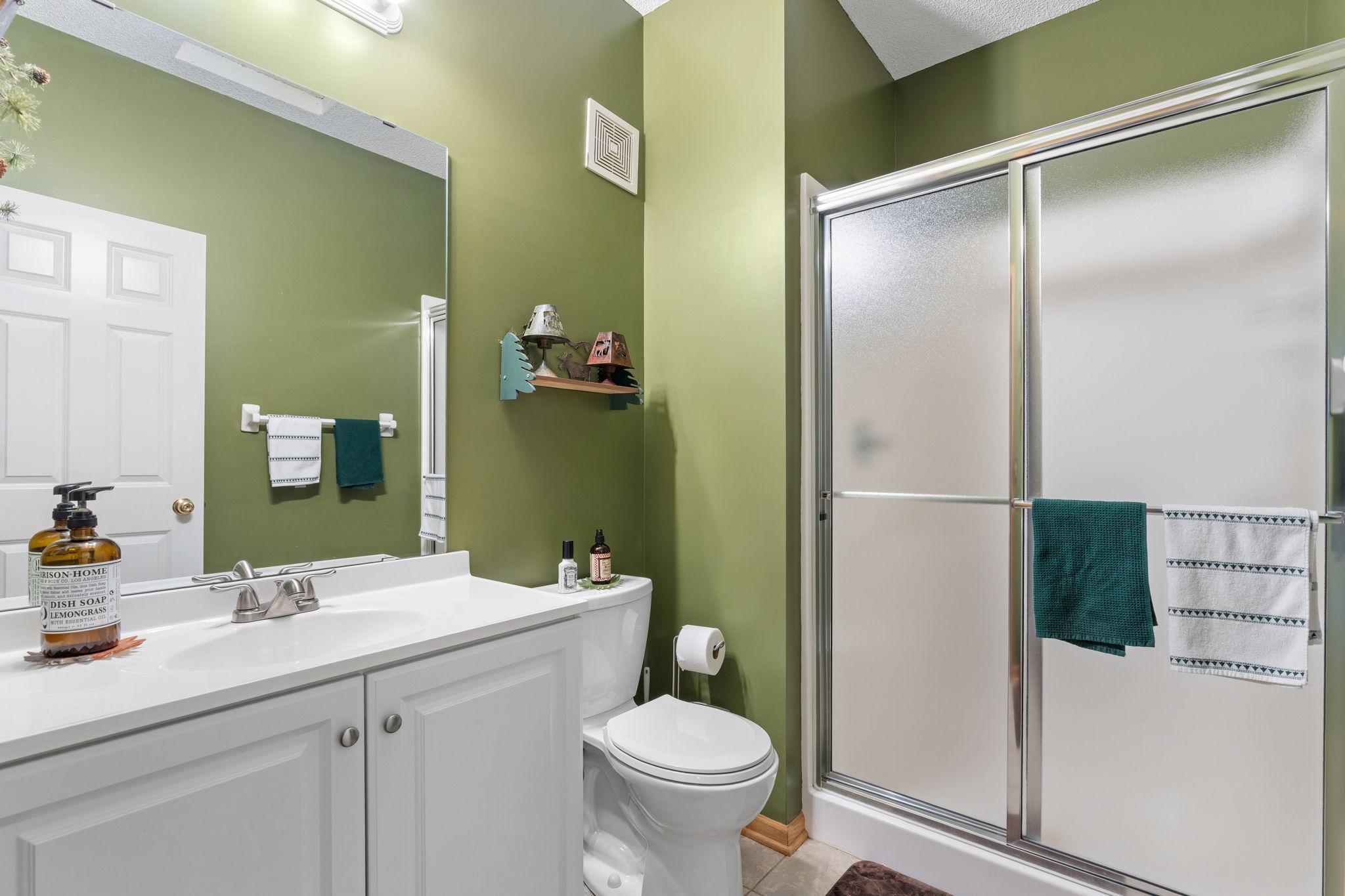 Main Level 3/4 Bathroom 2