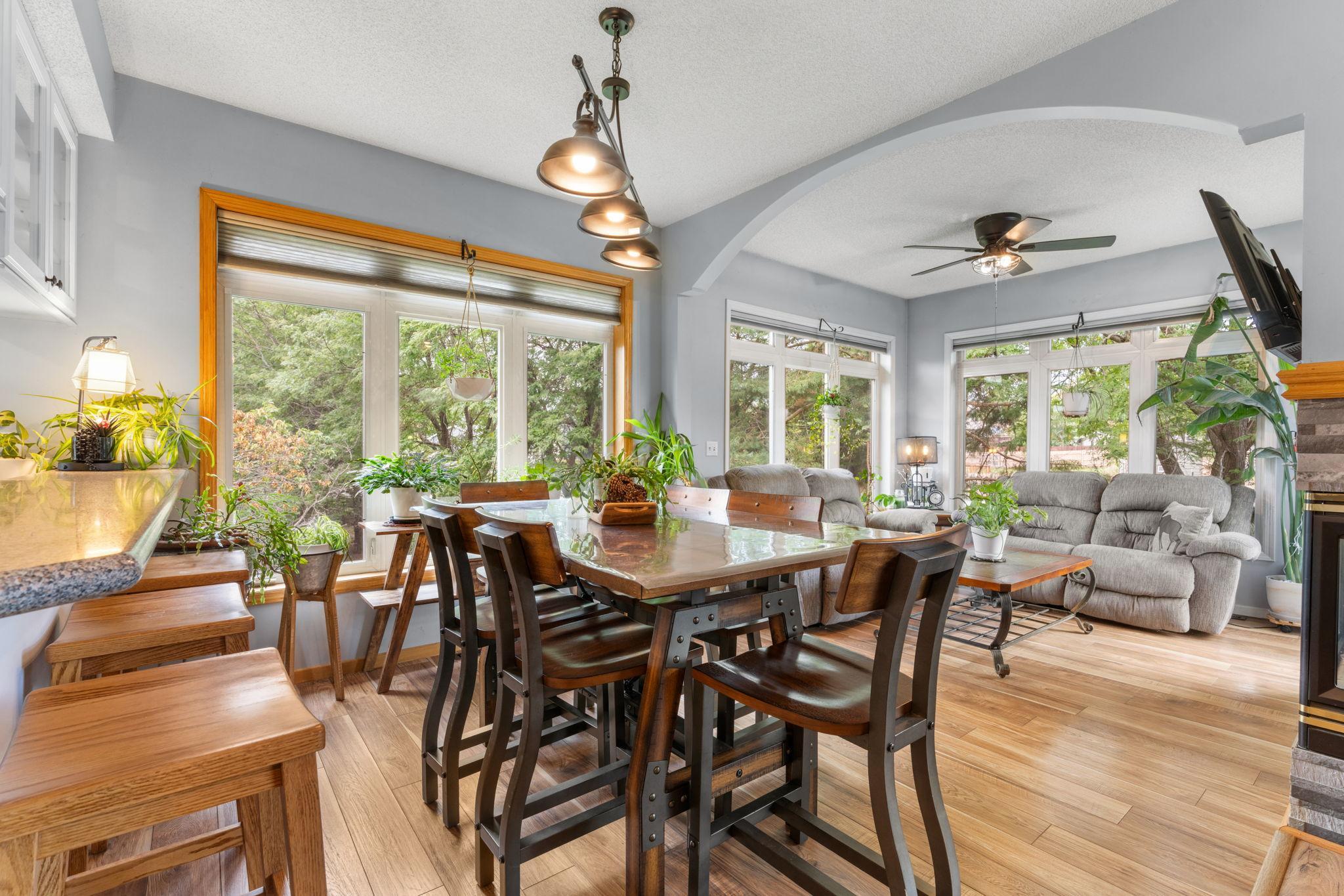Dining & Sunroom