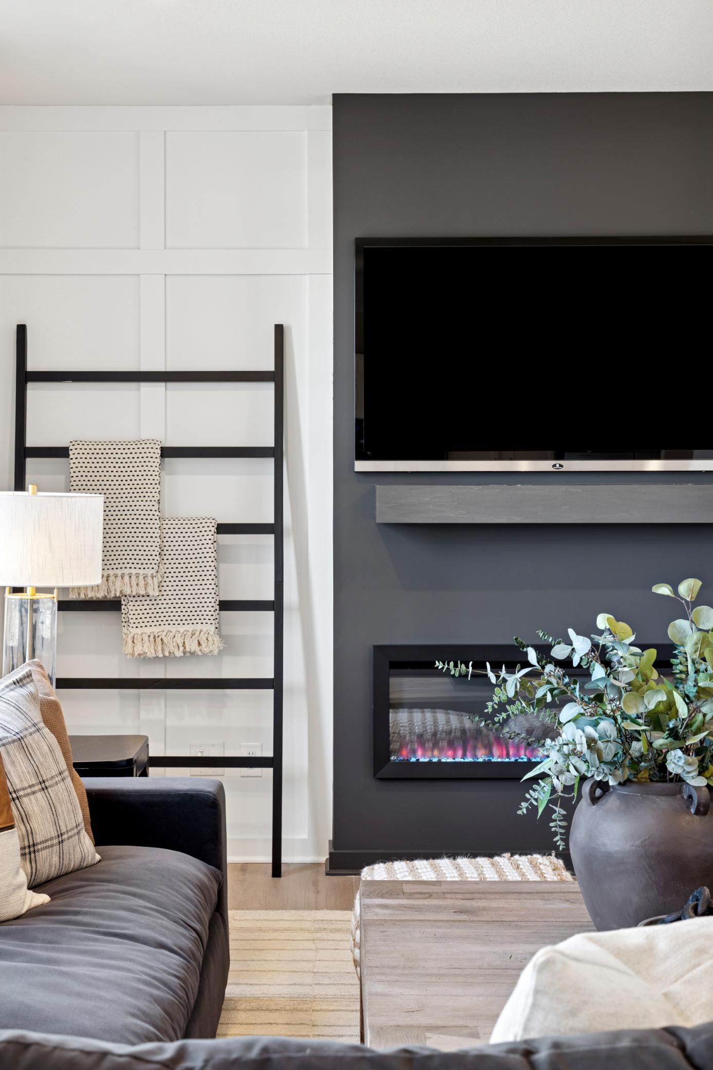 Pulte - 10460 Grospoint Ave S - 010.jpg