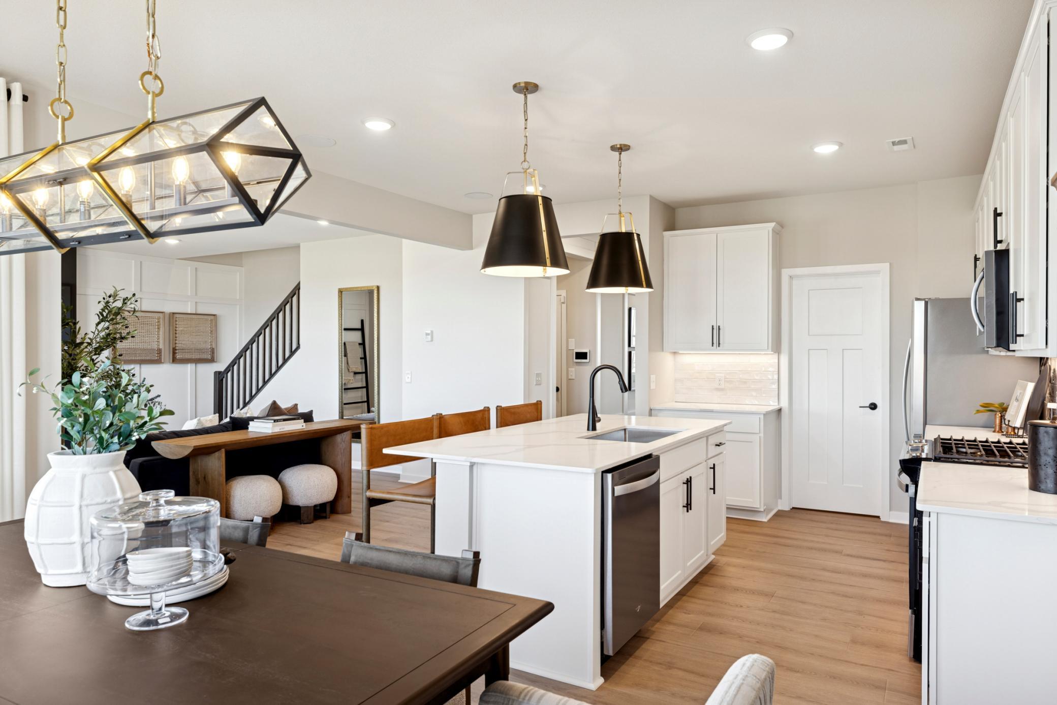 Pulte - 10460 Grospoint Ave S - 014.jpg