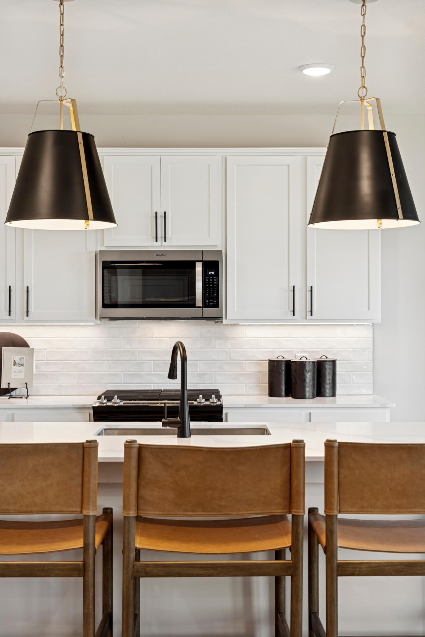 Pulte - 10460 Grospoint Ave S - 017.jpg