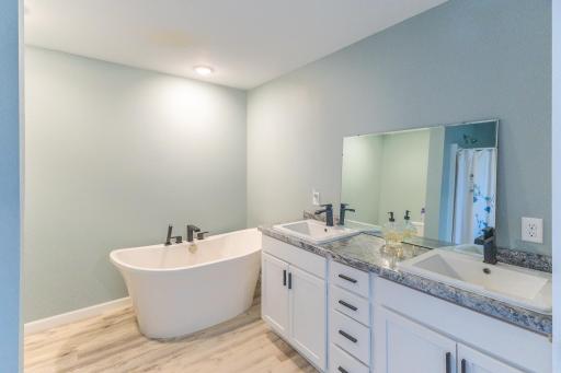 9650 Twain Drive SW, Bemidji, MN 56601